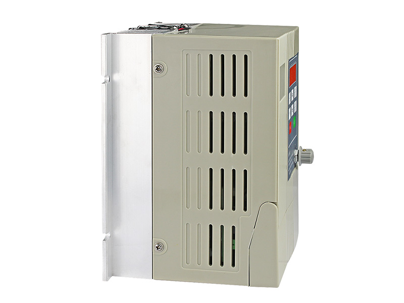 4000H通用變頻器，變頻器三相380V，變頻器廠家，電機變頻器